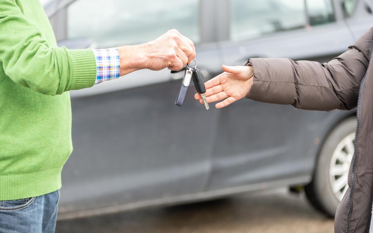 4 tips to find affordable car rental options